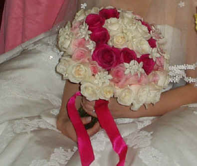 roses bride bouquet